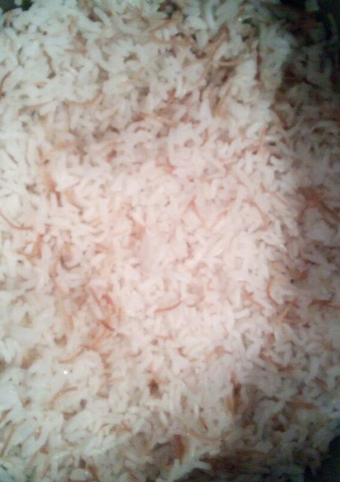 Una foto de Arroz con ajo y cabellin