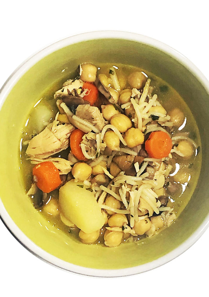 Una foto de Sopa de pollo
