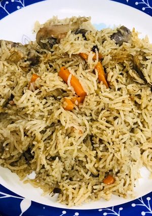 A picture of Chicken afghani pulao.