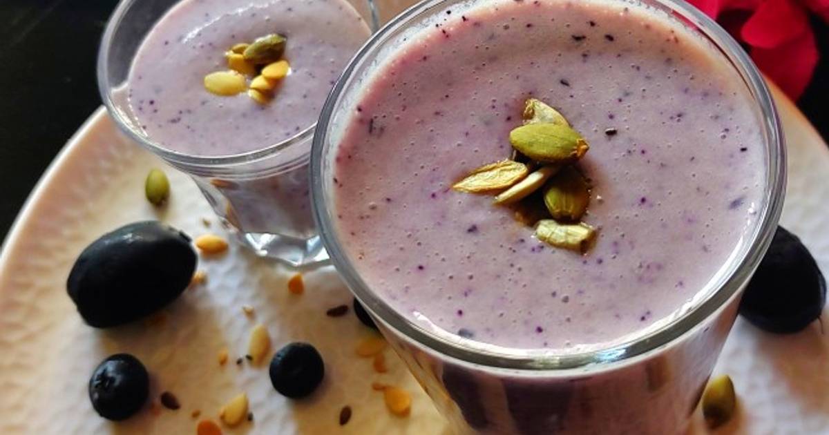 Jamun Blueberry Smoothie Recipe by Suchitra S(Radhika S) Cookpad
