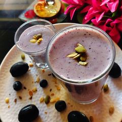 A picture of Jamun Blueberry Smoothie.