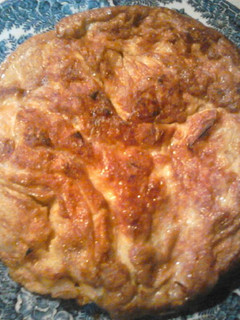 Una foto de Tortilla de patatas y cebolla
