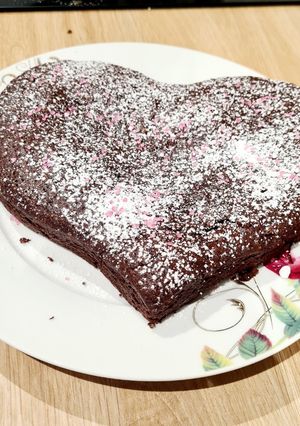 Une photo de Gâteau ultra moelleux au chocolat 🍫 noisettes 🌰