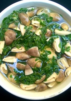 Hình của món Canh nấm cười.