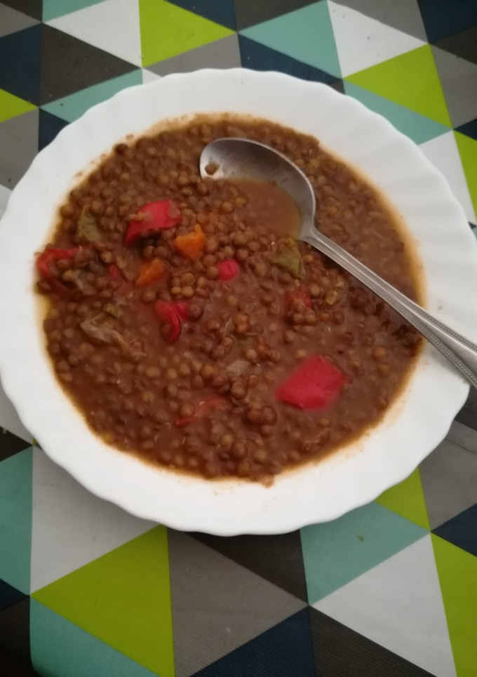 Una foto de Lentejas con verduras