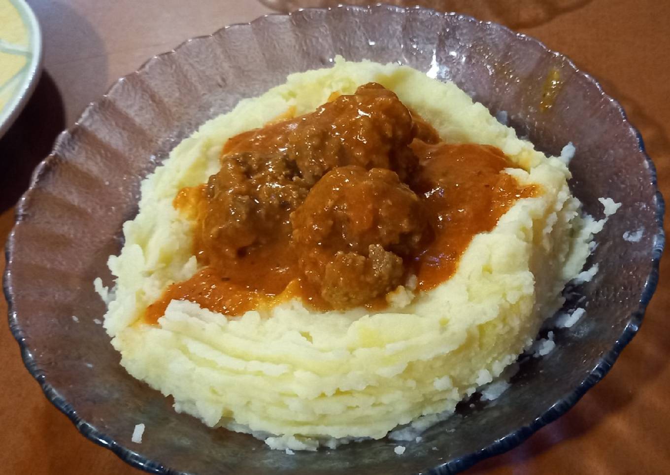 💥Puré con salsa de albóndigas💥