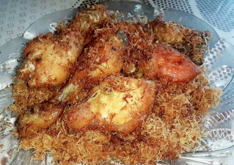  Resep Ayam goreng serundeng oleh Rina Andriyadi Cookpad