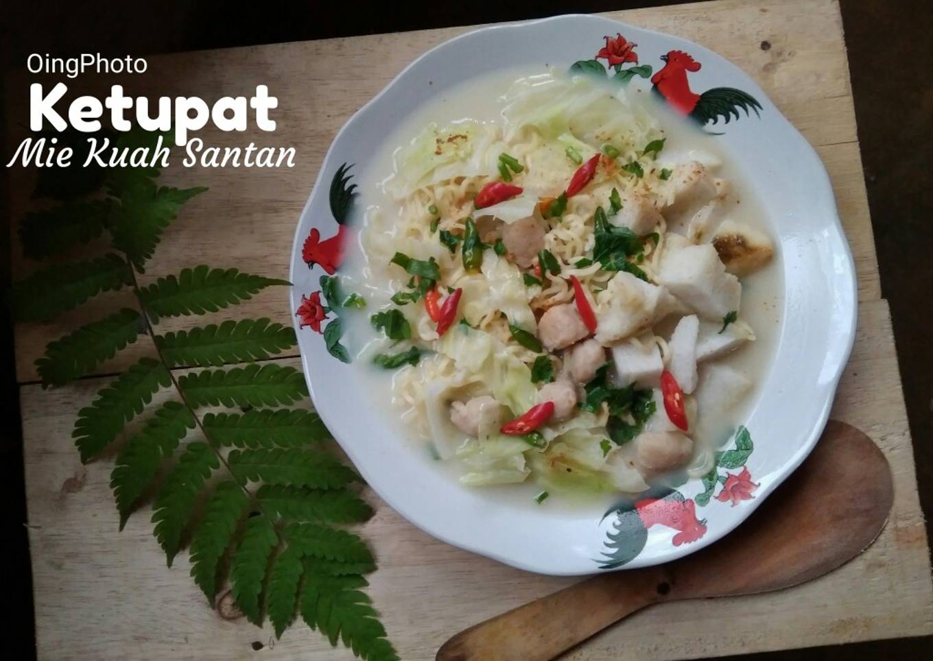 Ketupat mie kuah santan