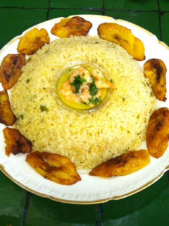 Una foto de Arroz cajún con camarones