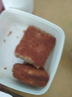 A picture of Bread cake.