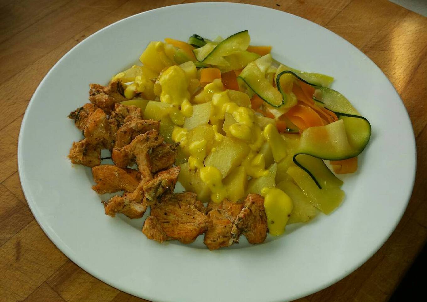 Pollo con salsa suprema