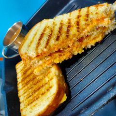 A picture of Grilled Cheese sandwich.