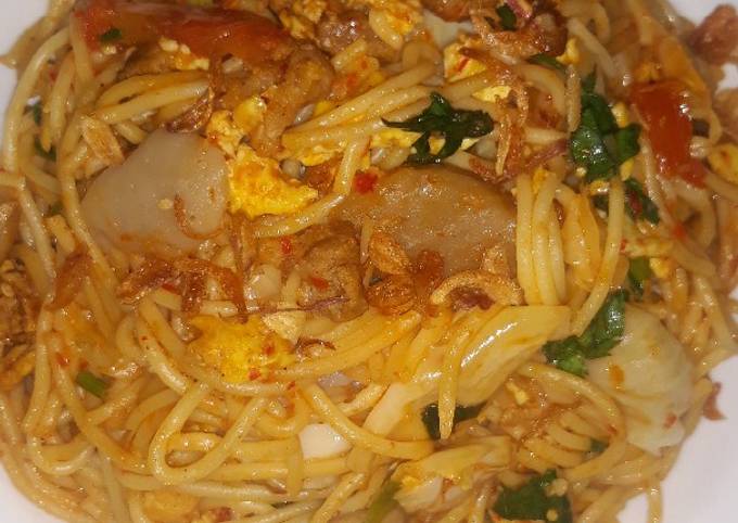 Cara membuat Mie Medan/Mie Lidi /Mie Gomak Goreng Cara membuat Mie Medan/Mie Lidi /Mie Gomak Goreng