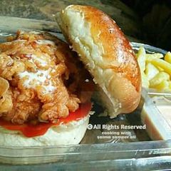 A picture of Kfc style Zinger burger #ramadankitayari.