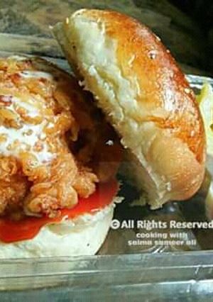 A picture of Kfc style Zinger burger #ramadankitayari.