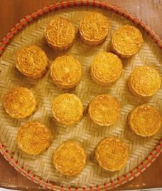 làm bánh bằng trứng vịt