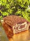 Marbré avec glaçage éclat de noisette