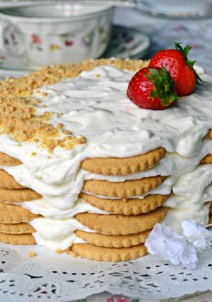 Una foto de Tarta de galletas y limón {sin gluten}