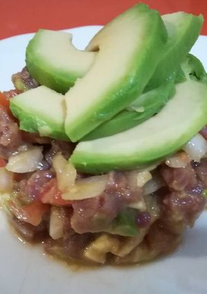 Foto principal de Tartar de atún con Aguacate