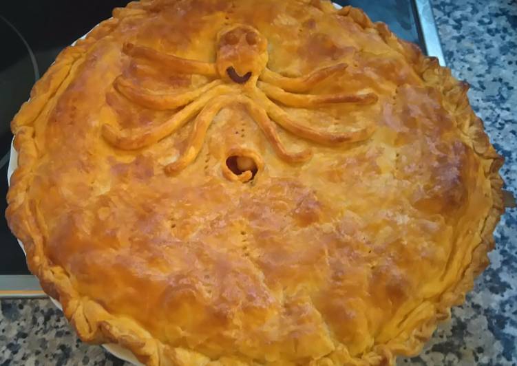 🐙  Empanada Gallega de Pulpo  🐙(A mi manera)