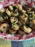 Camarones al ajillo