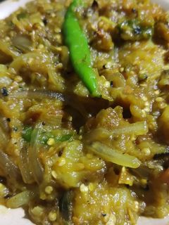বেগুন ভর্তা (begun bharta recipe in Bengali) রেসিপির প্রধান ছবি