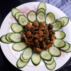 A picture of Bhindi chicken ❤️.