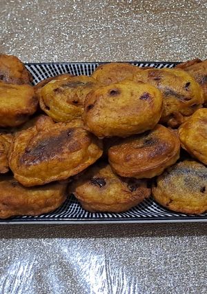 عکسی از دستور بنیه خرما (Date beignets)