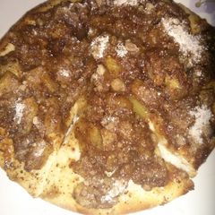 A picture of Dessert Pizza.