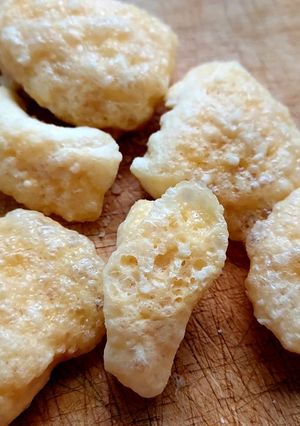 Foto di Chips di croste di parmigiano