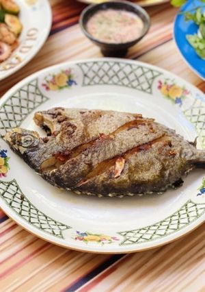Hình của món Cá Dìa Chiên Muối Ớt.