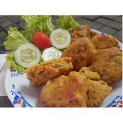 A picture of Tempe kacang enaak.
