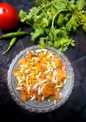 चाट पापड़ी (chat papdi recipe in Hindi) रेसिपी मुख्य फोटो
