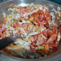 Una foto de Ensalada de merluza