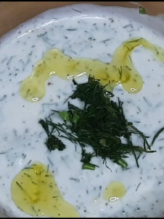 A picture of Dill sauce.. in one minute.