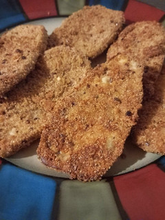 Una foto de Milanesas de berenjena 🍆