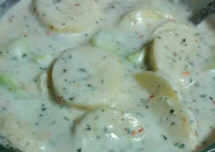 Banana and cucumber raita