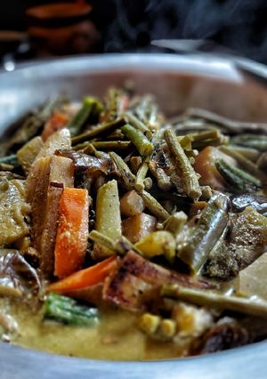 সজনে ডাঁটার শুক্তো (sojne dantar shukto recipe in Bengali) রেসিপির প্রধান ছবি
