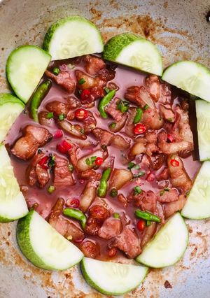 Hình của món Thịt kho mắm ruốc.