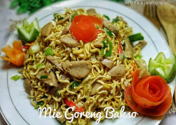 Cara Gampang Menyiapkan Mie Goreng Bakso yang Sempurna