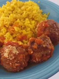 Una foto de Albóndigas con salsa