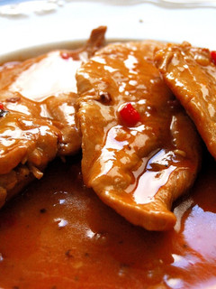 Una foto de Filetes de pollo en leche de coco