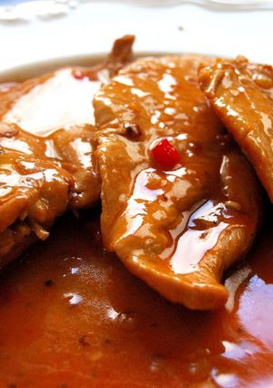 Una foto de Filetes de pollo en leche de coco