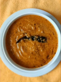 સાઉથ ઈન્ડિયન ટોમેટો ચટણી (South Indian Tomato Chutney Recipe In Gujarati) રેસીપી મુખ્ય ફોટો