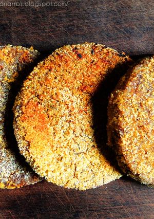 Una foto de Milanesas vegetarianas / veganas de arroz integral y lentejas. (SIN GLUTEN Y SÚPER ECONÓMICAS!)