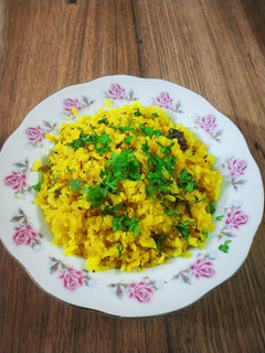 A picture of Kanda Poha.