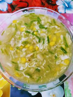 চিকেন স্যুপ (Chicken soup recipe in bengali) রেসিপির প্রধান ছবি