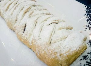 Foto de Strudel de maçã com massa folhada