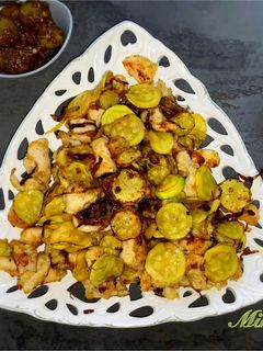 عکسی از دستور خوراک کدوسبز و مرغ