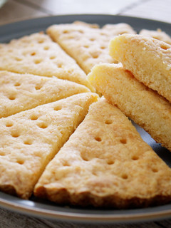 A picture of Quick, Easy! Cheese Shortbread (Cheese Butter Cookies) 🧀.